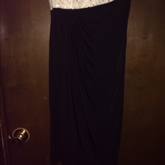 Dress - Picture 4 of 6